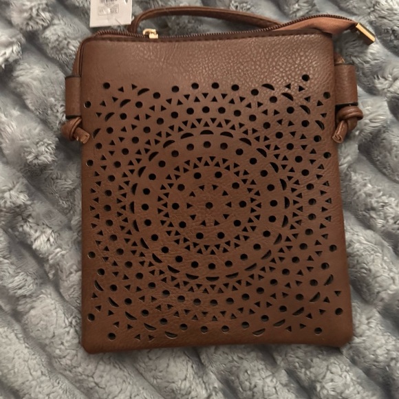 3 PACK Crossbody Bundle - Picture 6 of 7